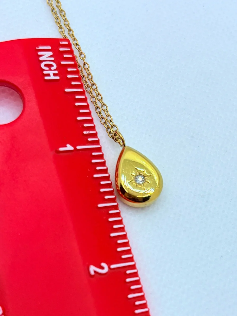 Vintage Retro Teardrop Pendant Necklace Stainless Steel Goldtone CZ Star Accent